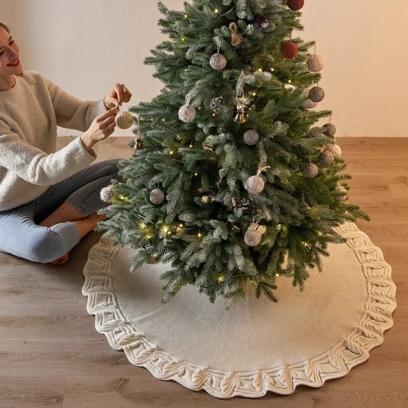 Tinsel Tails - WinterBerry Tree Skirt